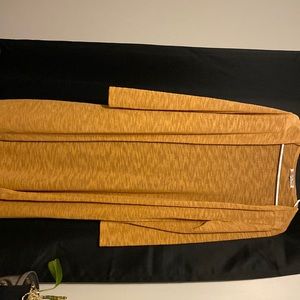 Wallflower Throw Over